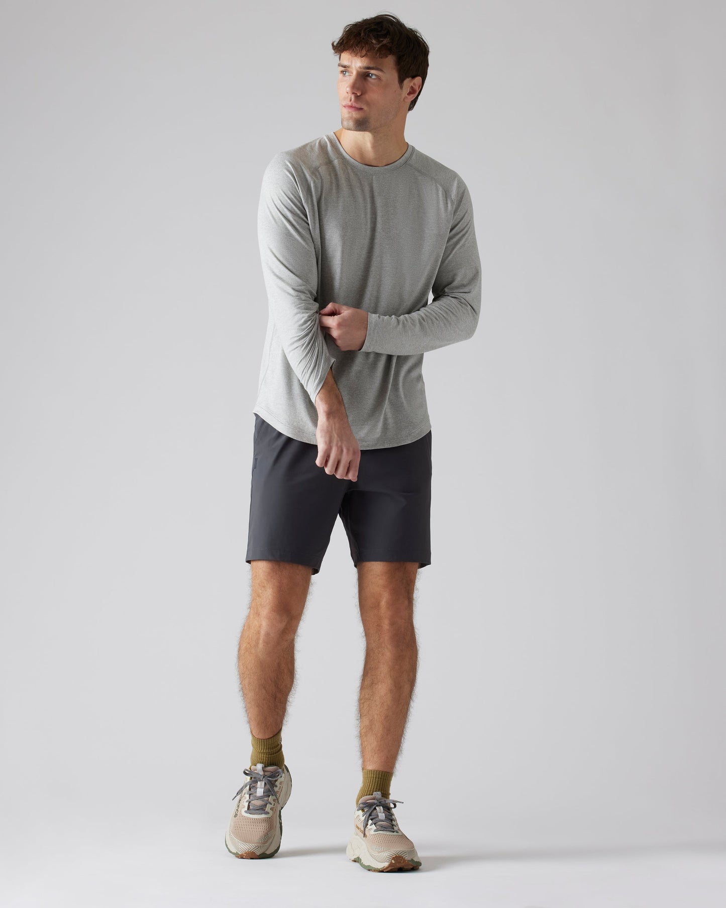 Rhone Mens 7" Unlined Pursuit Short in Asphalt