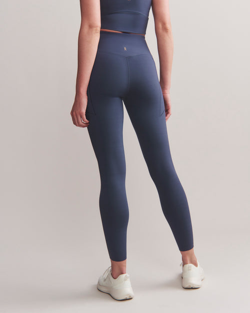 Womens Rhone Revive 7/8 Pocket Leggings in Navy