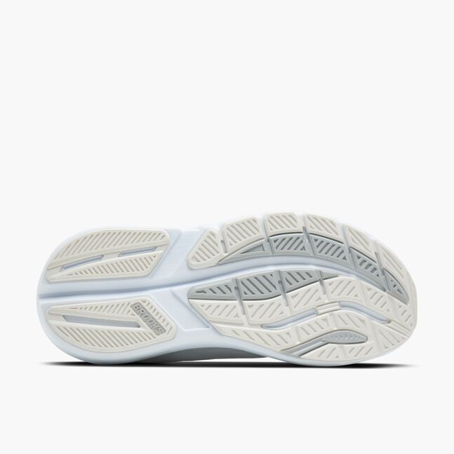 Womens Brooks Ghost Max 3 Running Shoe in White/White