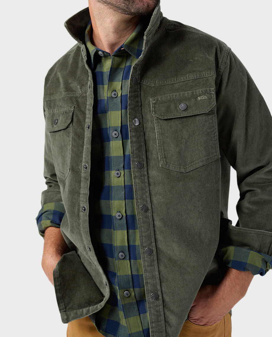 Stio Mens Saratoga Cord Shirt in Oakmoss