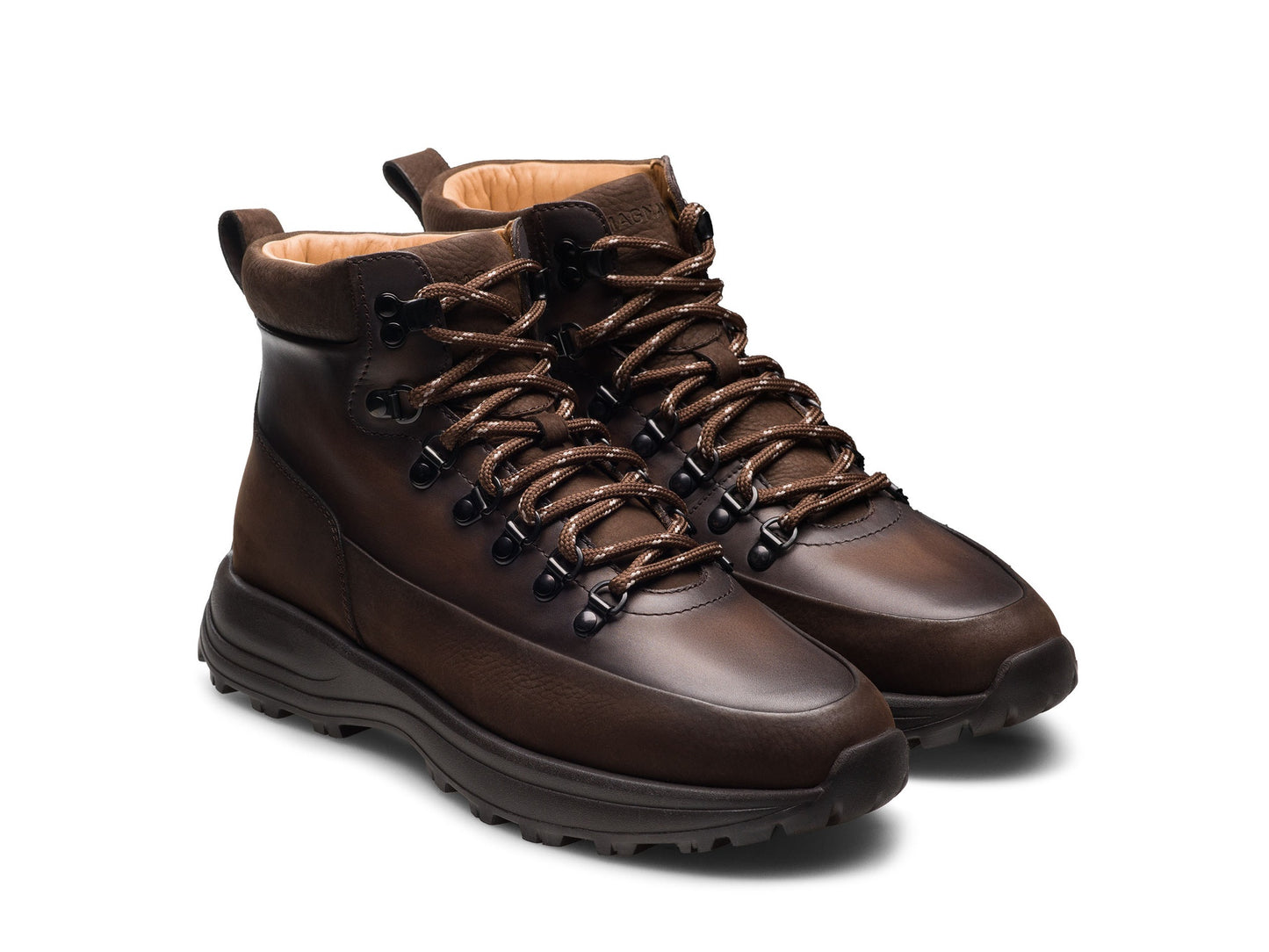 Magnanni Strata Tumbled Leather Hiking Boot in Brown