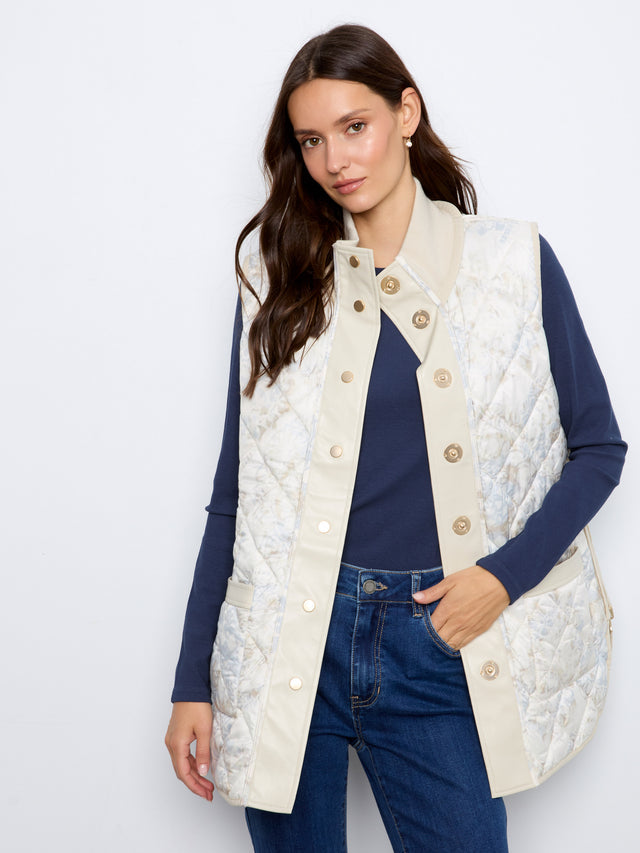 Womens Charlie B Iridescent Reversible Vest in Pearl