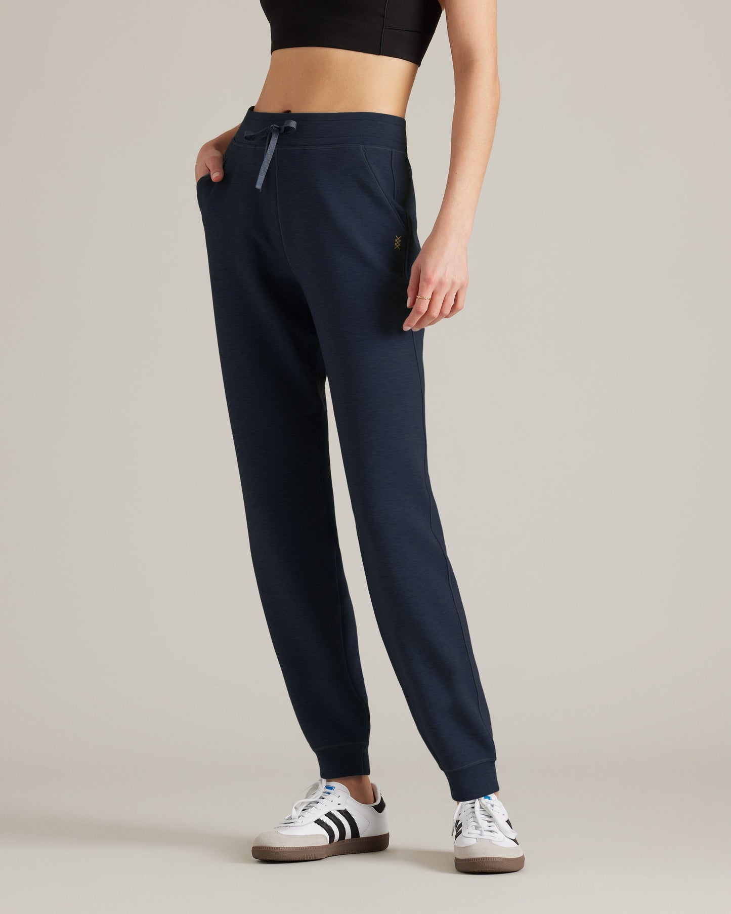 Womens Rhone Dreamglow Jogger in Navy