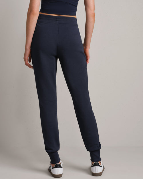 Womens Rhone Dreamglow Tapered Leg Pant in Navy