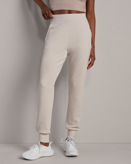 Womens Rhone Dreamglow Tapered Leg Pant in Sand