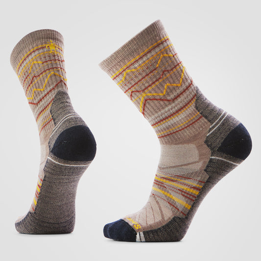 Smartwool Mens Hike Light Cushion Mountain Range Crew Socks in Fossil
