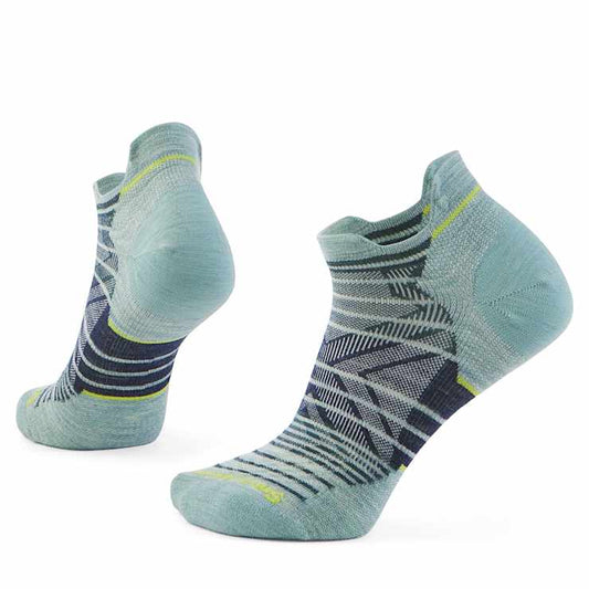 Womens Smartwool Run Zero Cushion Low Ankle Stripe Socks in Frosty Green