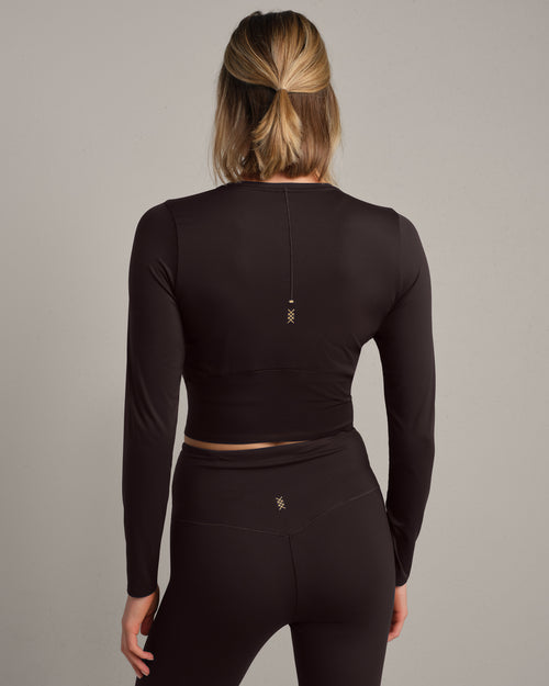Womens Rhone Serene Fitted Long Sleeve Tee in Dark Espresso
