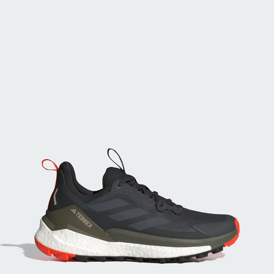 Adidas Terrex Free Low Hiker 2.0 in Carbon