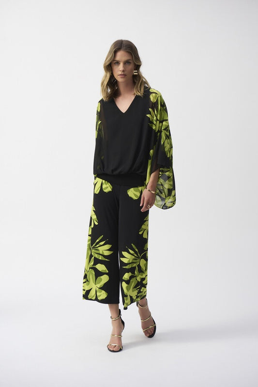 Womens Joseph Ribkoff Floral V-Neck Pullover in Black/Green/Multi