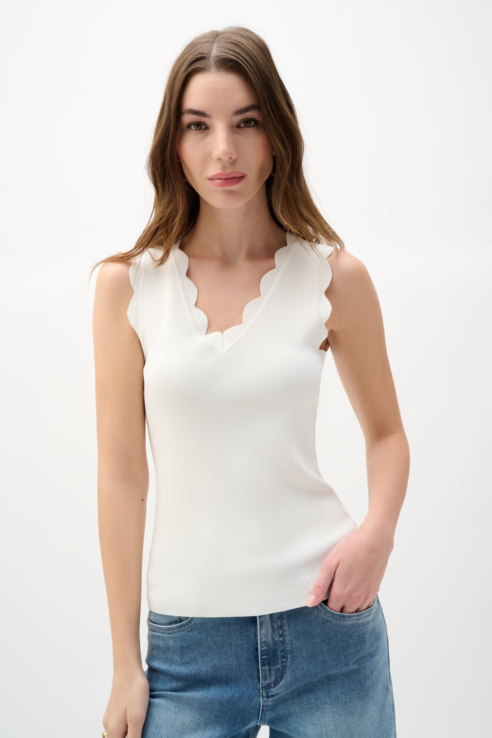 Womens Joseph Ribkoff Casual Sleeveless V-Neck Pullover in Vanilla