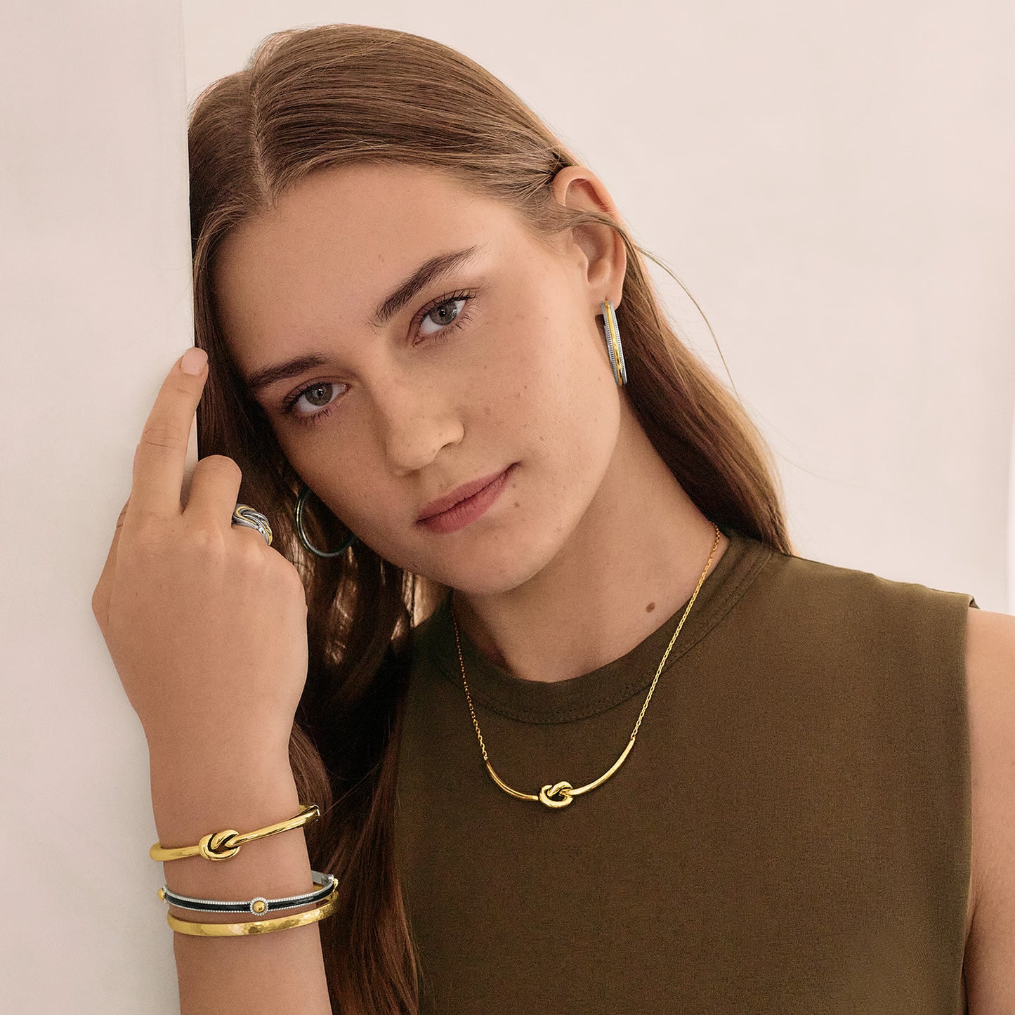 Womens Brighton Interlok Single Knot Hinged Bangle in Gold