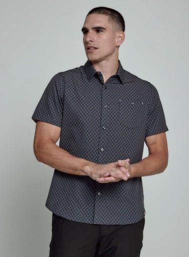 7 Diamonds Mens Alonzo Short Sleeve Sportshirt in Black