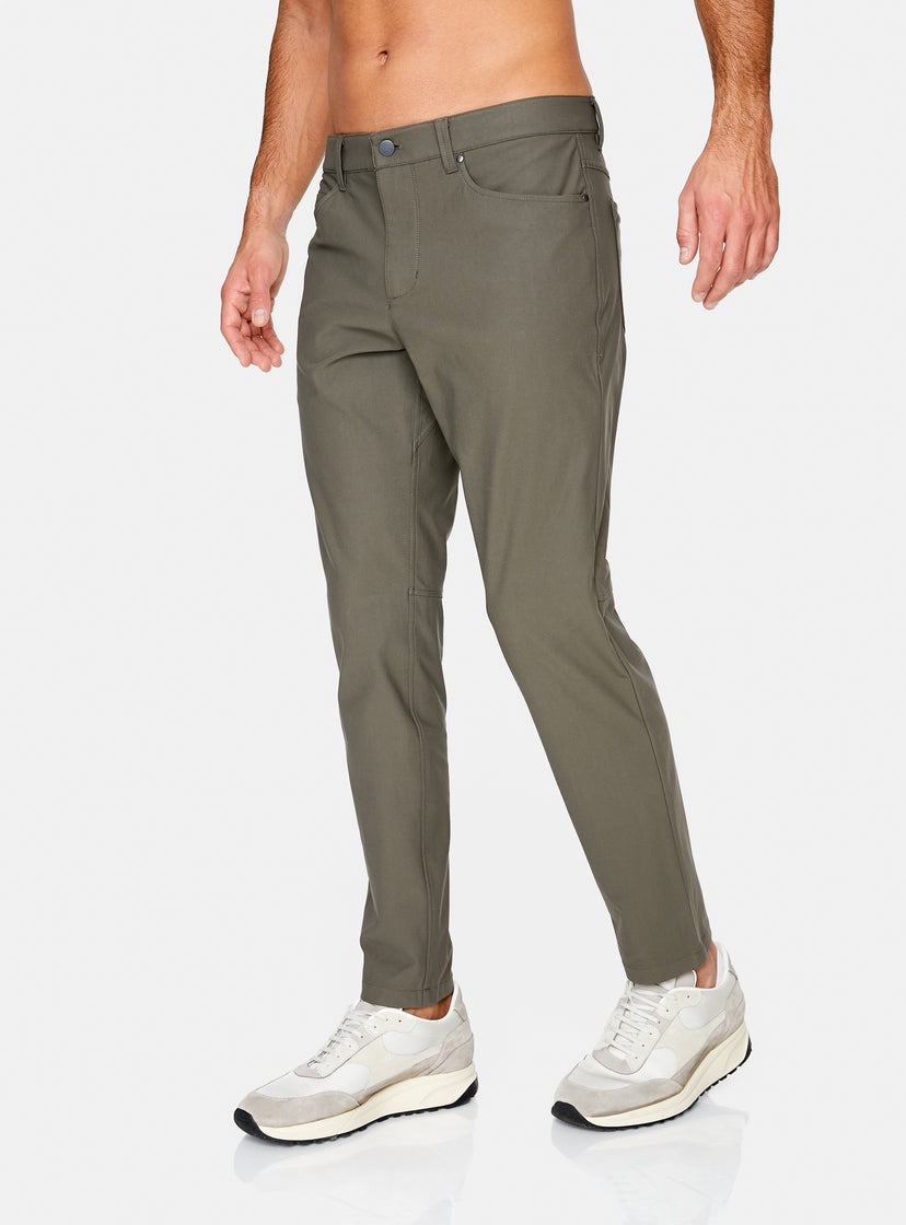 7 Diamonds Infinity 7-Pocket Pants in Olive