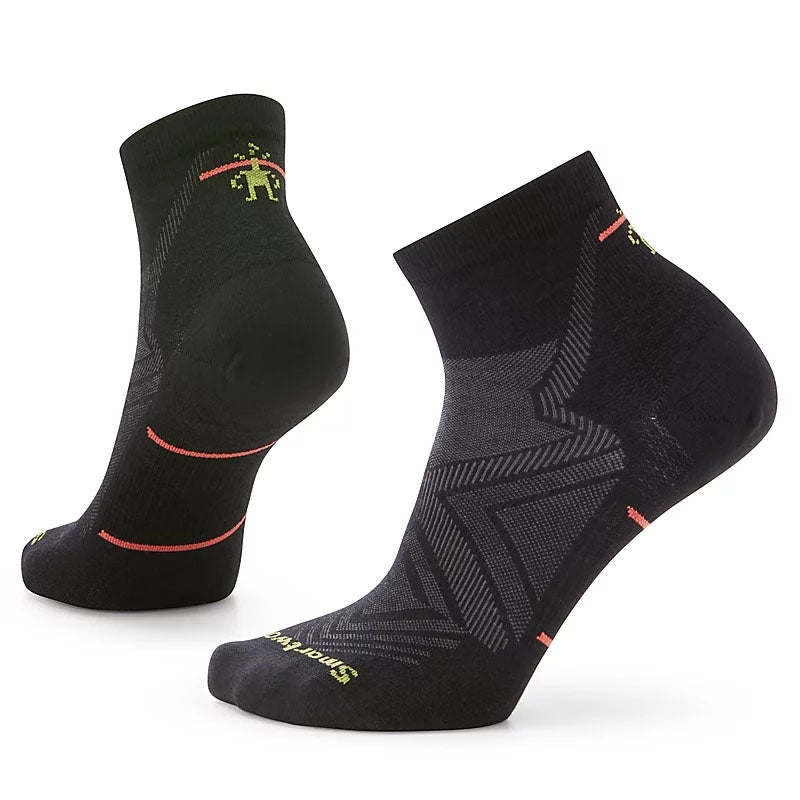 Womens Smartwool Run Zero Cushion Ankle Socks in Black
