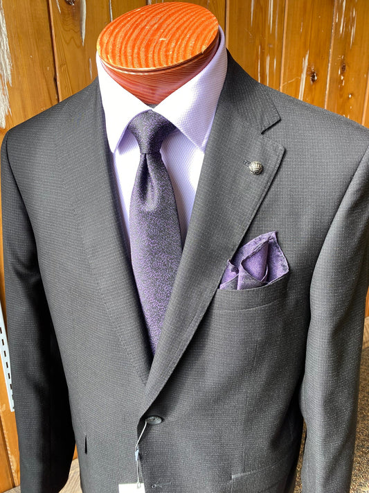 Jack Victor Super 120s Wool Suit in Black Graphite Check
